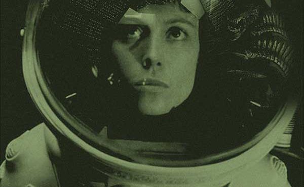 دانلود فیلم بیگانه Alien 1979 دوبله فارسی با لینک مستقیم و رایگان