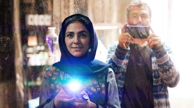 فیلم ایرانی عطرآلود 1401