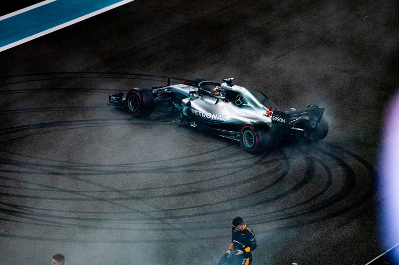 بنر سریال Formula 1: Drive to Survive